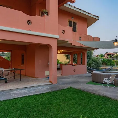 Pina'mmari Villa *